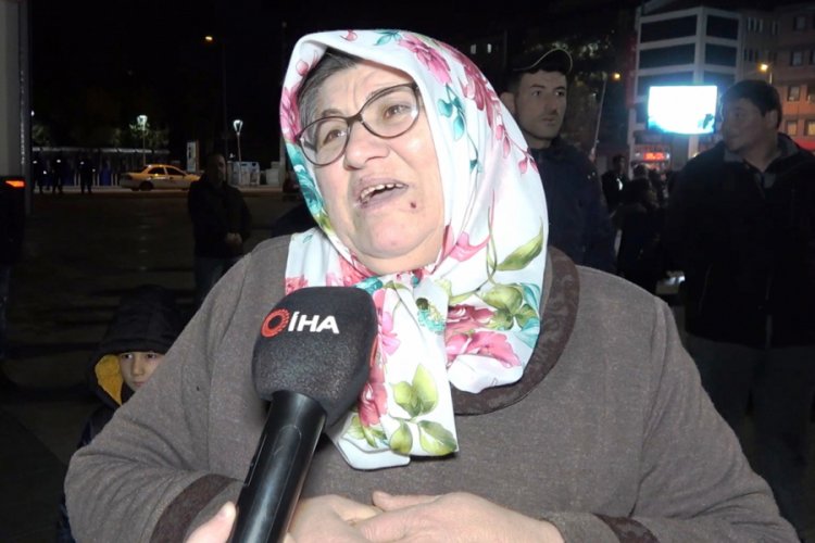 "İdlib'te g&ouml;revli oğlum 5 dakika arayla kurtuldu"
