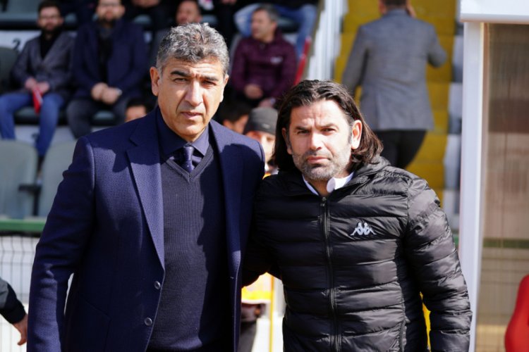 İbrahim &Uuml;z&uuml;lmez, hakemlere y&uuml;klendi!