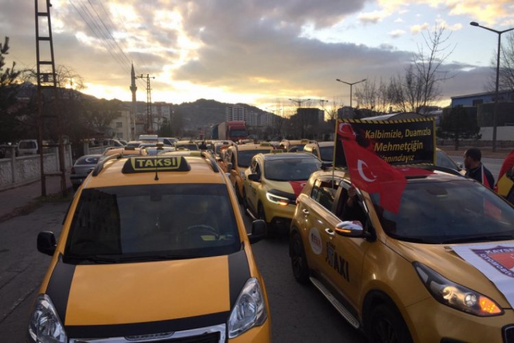 Taksicilerden şehitler i&ccedil;in şehir turu