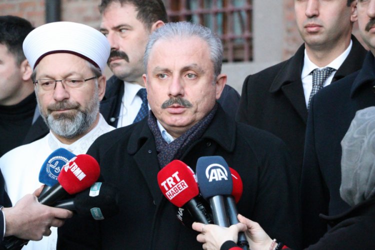 Şentop: "B&uuml;t&uuml;n arzumuz, g&ouml;nl&uuml;m&uuml;z, dualarımız askerlerimizle beraber"