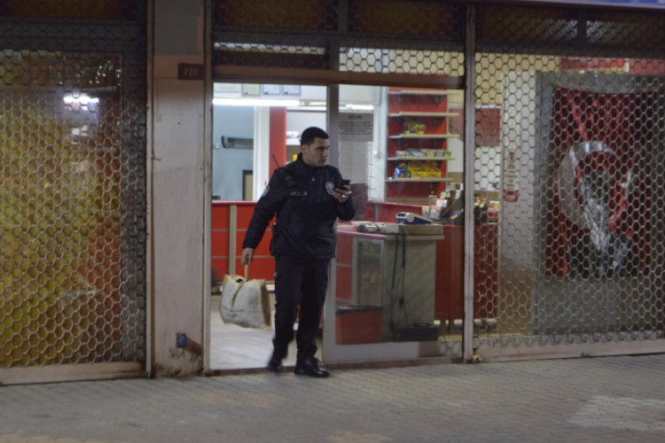 Bı&ccedil;akladığı kişi hastanede &ouml;ld&uuml;