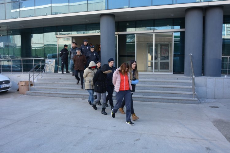 Bursa merkezli 5 ilde uyuşturucu operasyonu: 24 kişiye g&ouml;zaltı