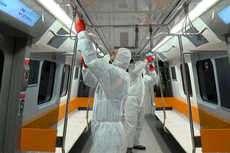İstanbul metrolarında "vir&uuml;s" &ouml;nlemi