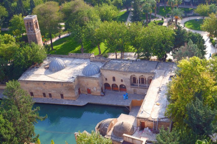 800 yıllık cami 5 yılın ardından ibadete a&ccedil;ılıyor
