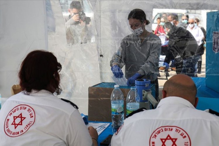 İsrail'de se&ccedil;im yetkilileri koronavir&uuml;s karantinasındaki se&ccedil;menlerin oyunu saymayı reddetti