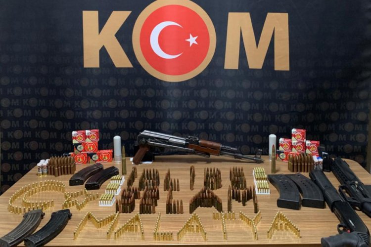 Silah ka&ccedil;ak&ccedil;ılığı ve gasp ş&uuml;phelilerine operasyon