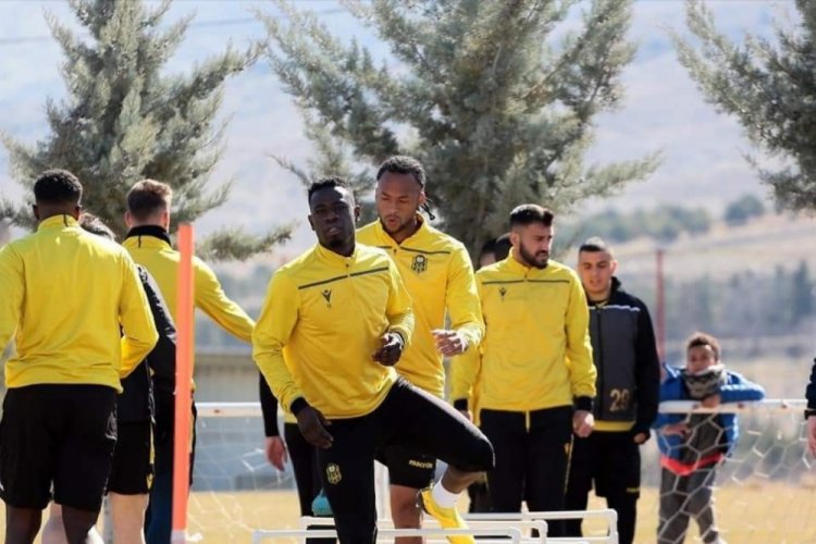 Yeni Malatyaspor, Konyaspor ma&ccedil;ı hazırlıklarını s&uuml;rd&uuml;rd&uuml;