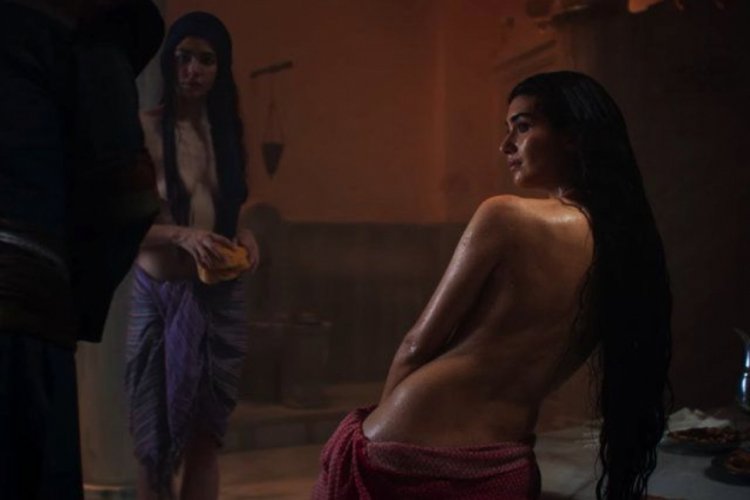 Tuba B&uuml;y&uuml;k&uuml;st&uuml;n eleştirilere ilk kez yanıt verdi!