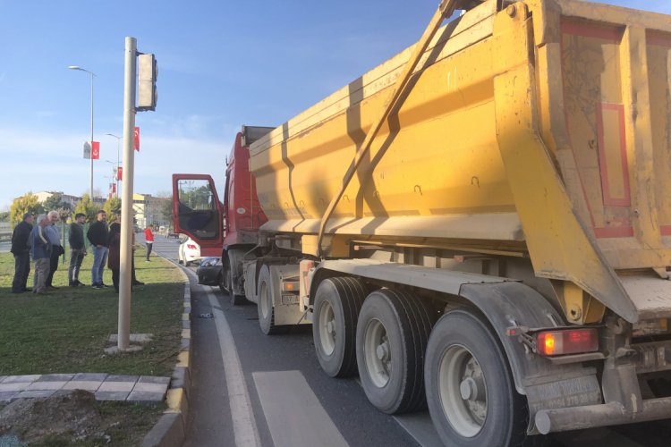 Zonguldak Ta Kamyonet Otomobille Carpisti Bursada Bugun Bursa Bursa Haber Bursa Haberi Bursa Haberleri Bursa