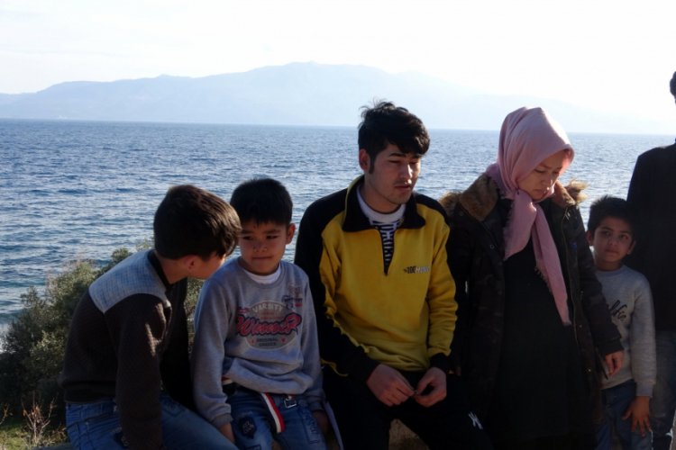 Yunanlıların geri g&ouml;nderdiği Afgan ailenin umutlu bekleyişi s&uuml;r&uuml;yor