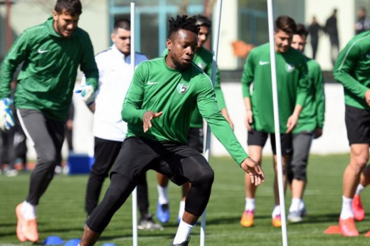 Ogenyi Onazi: "Fenerbah&ccedil;e ma&ccedil;ını kazanabiliriz"