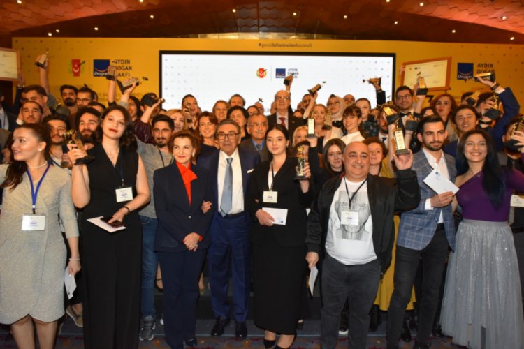 Gen&ccedil; İletişimciler Yarışması'nda &ouml;d&uuml;ller sahiplerini buldu