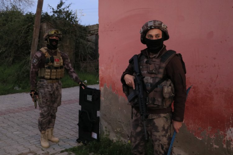 Adana'da PKK/KCK operasyonu: 7 g&ouml;zaltı