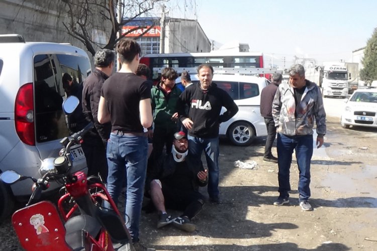 Yunanistan sınırına giden Suriyeli gen&ccedil;ler Bursa'da kaza yaptı