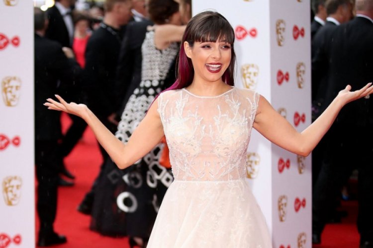 İngiliz oyuncu Roxanne Pallett evlendi