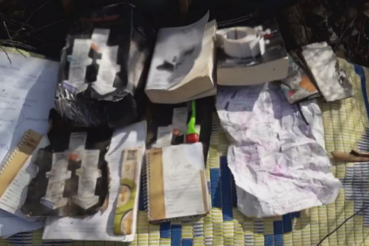 Mağarada PKK'lı ter&ouml;ristlere ait malzemeler bulundu