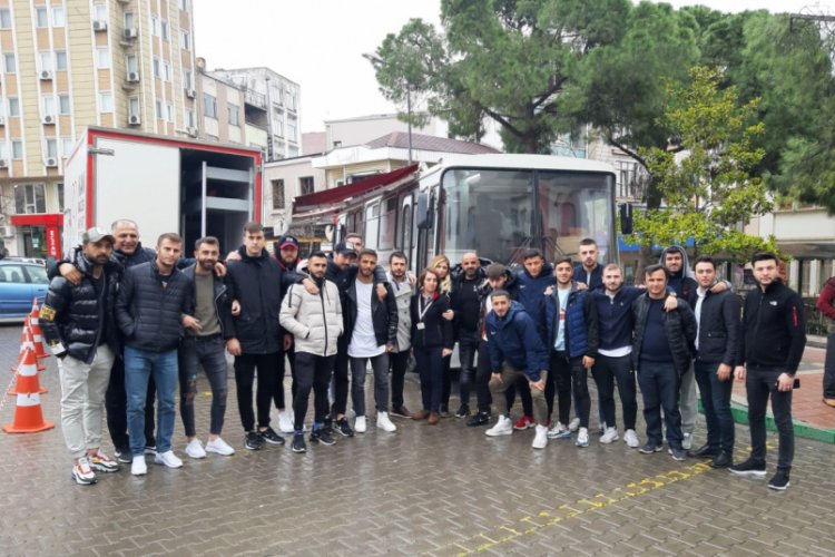 Bursa Karacabey Belediyespor'dan kan bağışına destek