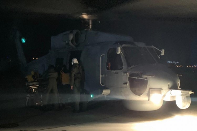 Kalp krizi ge&ccedil;iren hastaya helikopterli tahliye