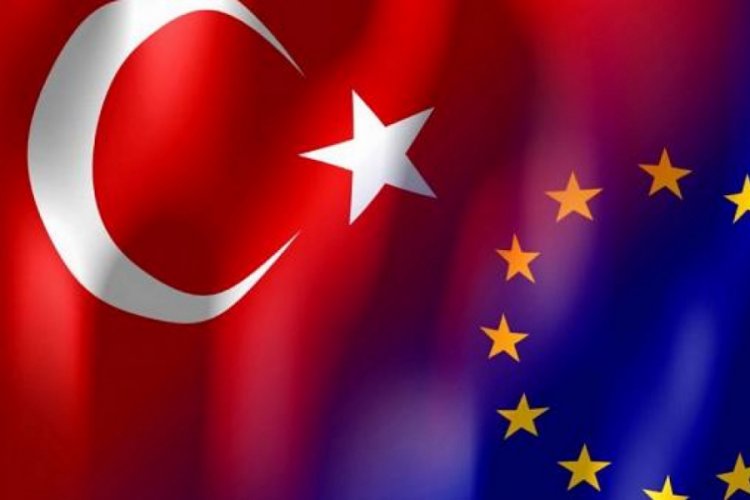 Dışişleri bakanları T&uuml;rkiye ve Rusya'yı g&ouml;r&uuml;şt&uuml;