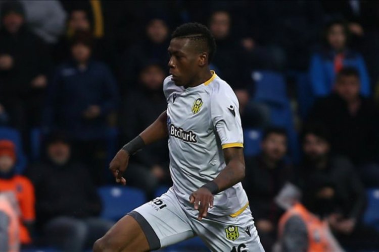 PFDK, Yeni Malatyaspor oyuncusu Hadebe'ye 3 ma&ccedil; men cezası verdi