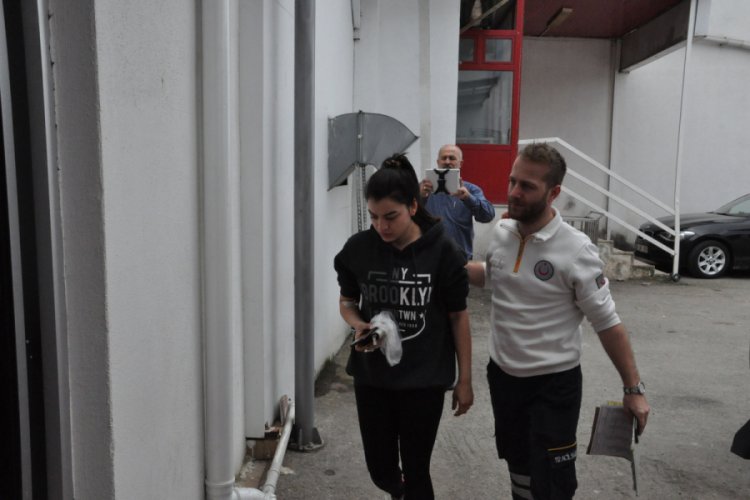 107 &uuml;niversiteli zehirlenme ş&uuml;phesiyle hastanelik oldu