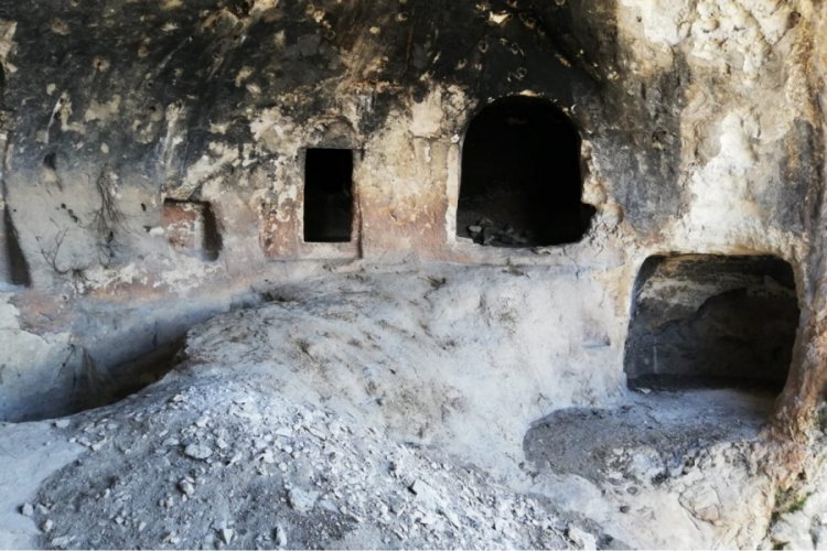 Ter&ouml;ristlerin işkence i&ccedil;in kullandıkları mağara imha edildi
