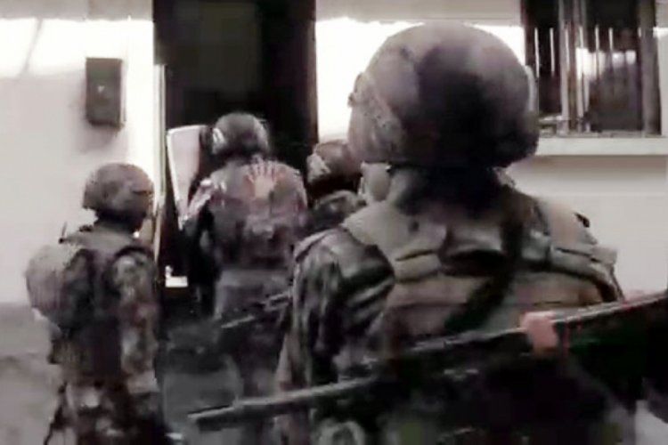 604 polis ile 12 saatlik 'torbacı' operasyonu: 34 g&ouml;zaltı
