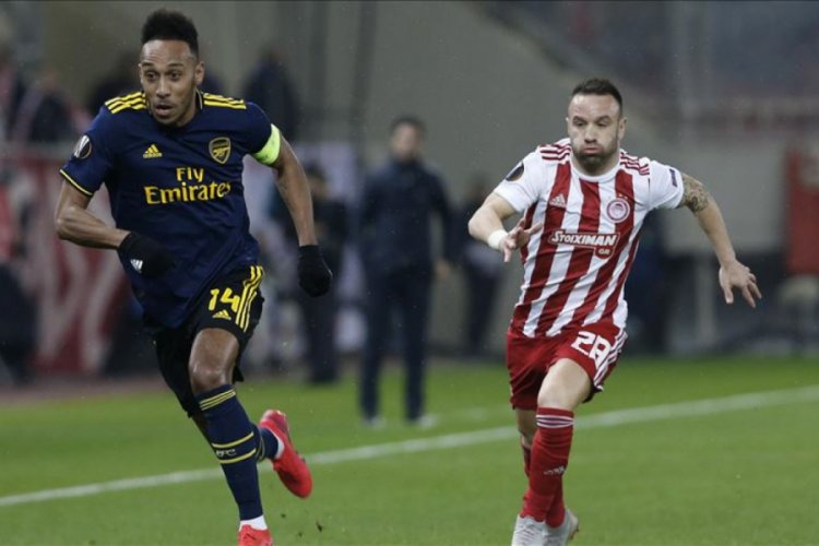 Olympiakos, Valbuena ile s&ouml;zleşme yeniledi