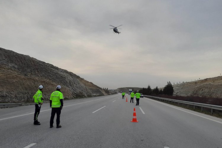 Otoyolda helikopter destekli denetim