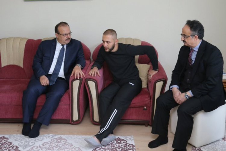 Bursa&nbsp;Valisi Canbolat'tan İdlib gazisi Semih Sercan'a ziyaret