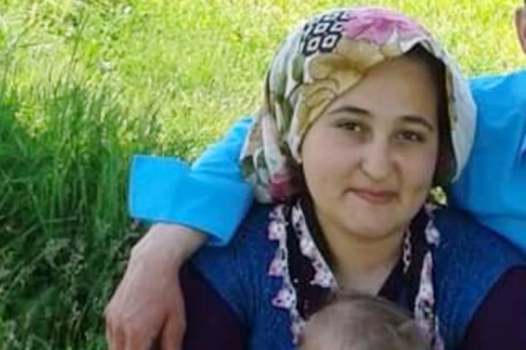 K&uuml;&ccedil;&uuml;k &ccedil;ocuk annesini ipte asılı buldu
