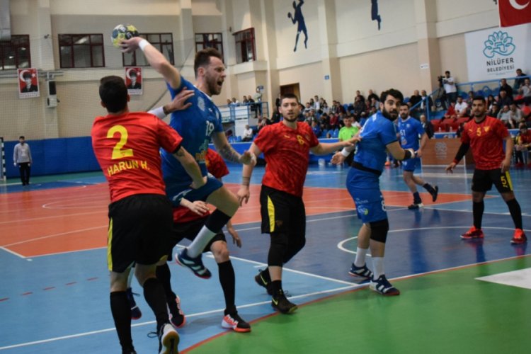 Nil&uuml;fer Belediyespor son dakikada galip