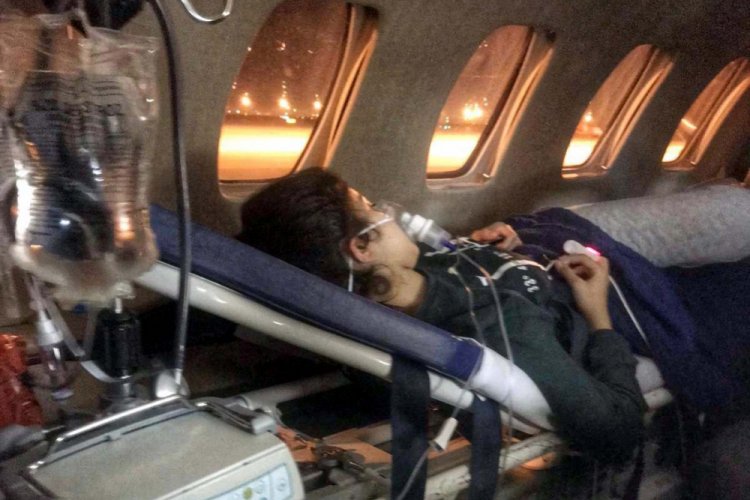 13 yaşındaki Rojin ambulans u&ccedil;akla Ankara'ya getirildi