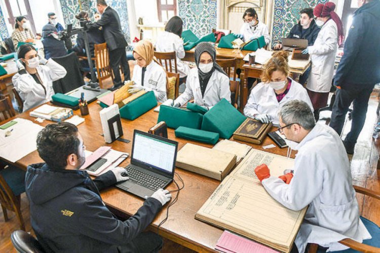 Topkapı Sarayı'nda kılı kırk yaran &ccedil;alışma!