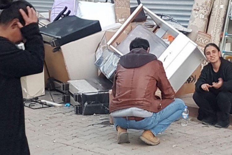 Ablanın feryadı y&uuml;rek yaktı! "Siz bizim y&uuml;reğimizi s&ouml;kt&uuml;n&uuml;z"