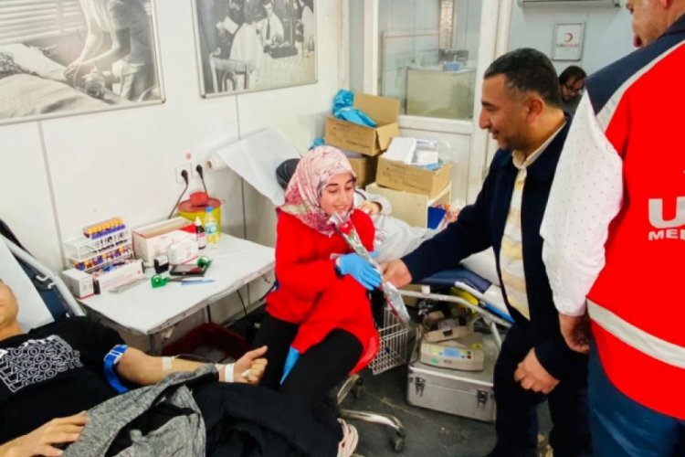 Sağlık Sen, Kızılay kan bağış aracını ziyaret etti