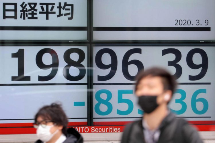 Japonya'da korona vir&uuml;s durdurulamıyor