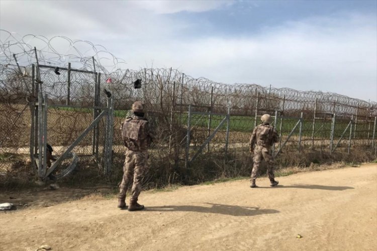&Ouml;zel harekat&ccedil;ılar, Yunan sınırında devriyesini s&uuml;rd&uuml;r&uuml;yor