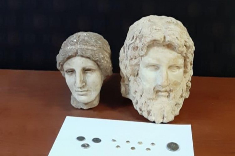 Hatay'da tarihi eser ka&ccedil;ak&ccedil;ılığına 4 g&ouml;zaltı
