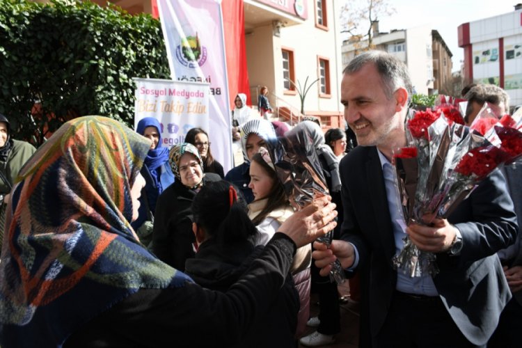 Bursa İneg&ouml;l Belediyesinden kadınlar kahve ikramı