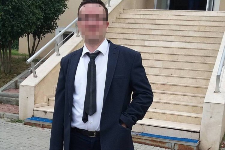 &Ouml;ğretmeni a&ccedil;ığa aldıran kitap