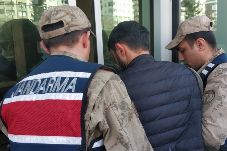 Akrabasını bı&ccedil;aklayan şahıs tutuklandı