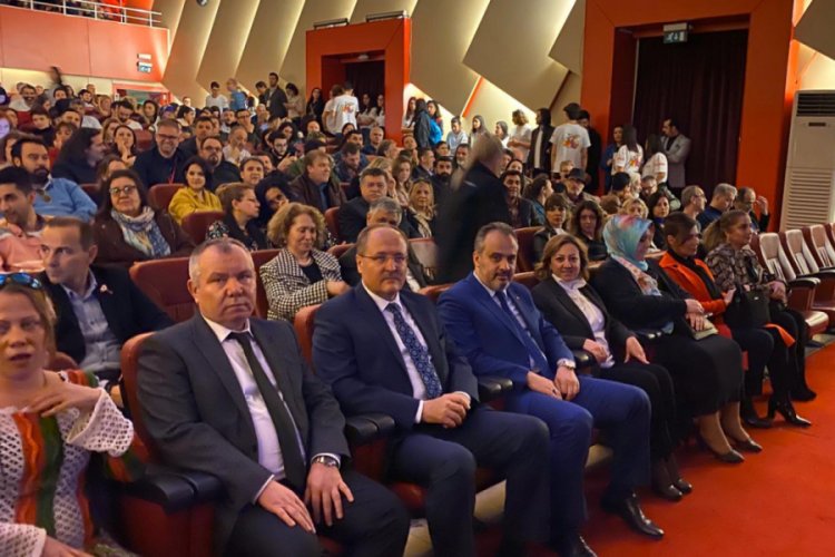 Bursa 7. Uluslararası Balkan &Uuml;lkeleri Tiyatro Festivali a&ccedil;ılışını yaptı!