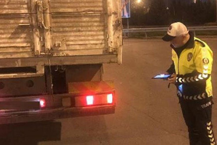 EGM a&ccedil;ıkladı: Y&uuml;zlerce ara&ccedil; trafikten men edildi