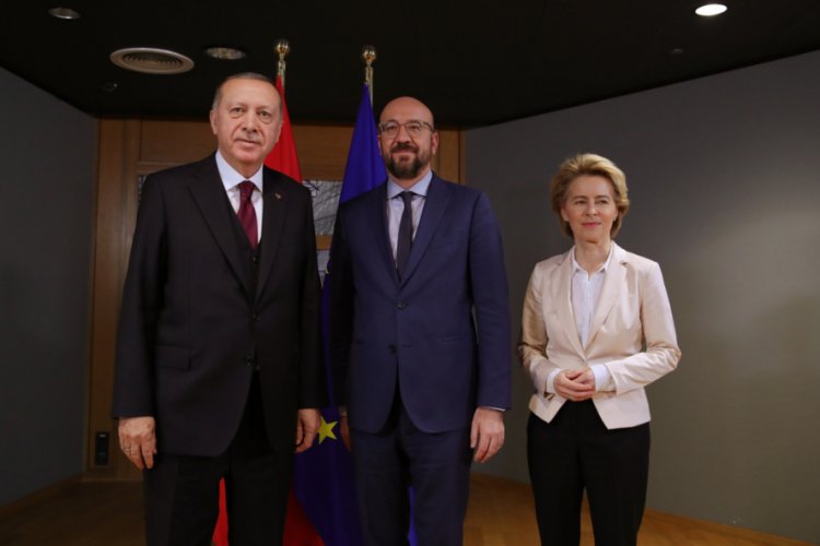 Cumhurbaşkanı Erdoğan, AB Konseyi Başkanı Michel ve AB Komisyonu Başkanı Leyen ile g&ouml;r&uuml;şt&uuml;