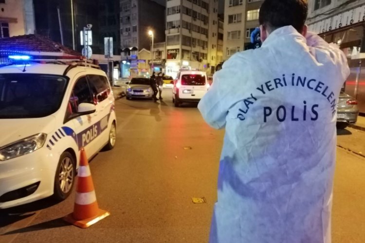 Kadık&ouml;y'de silahlı kavga! Doğalgaz borusu delindi