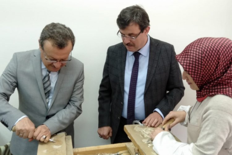 Bursa Uludağ &Uuml;niversitesi Rekt&ouml;r&uuml; Kılavuz Olgunlaşma Entit&uuml;s&uuml;'n&uuml; ziyaret etti