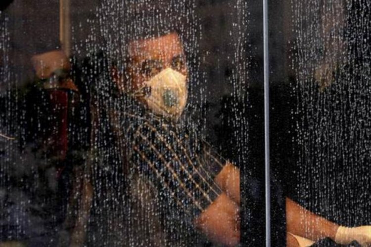 İran'da koronavir&uuml;sten &ouml;len sağlık personeli 'g&ouml;rev şehidi' sayılacak