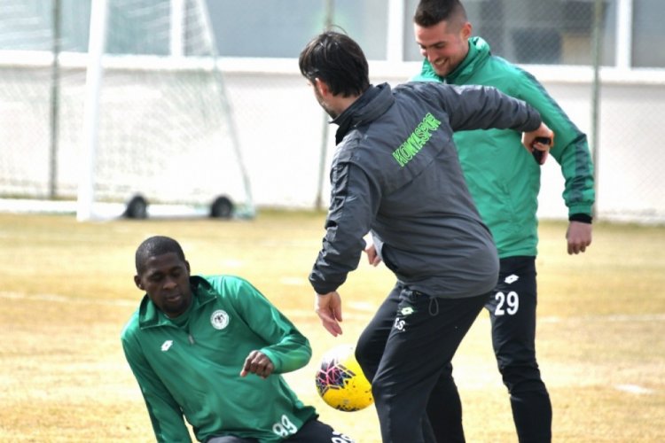 Konyaspor'da Fenerbah&ccedil;e ma&ccedil;ı hazırlıkları