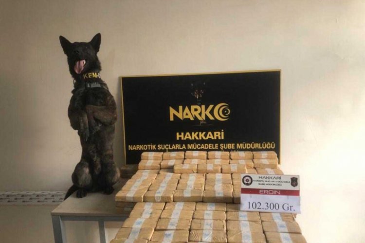'Pars'lı aramada kamyonette 102 kilo eroin bulundu